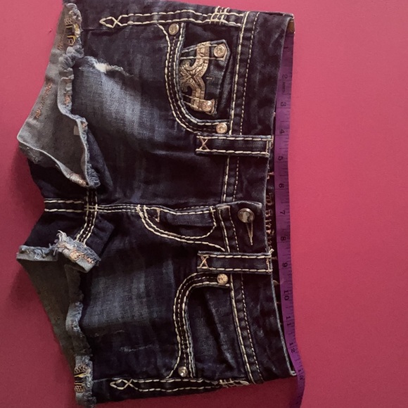 Rock Revival Denim Shorts - Picture 3 of 5
